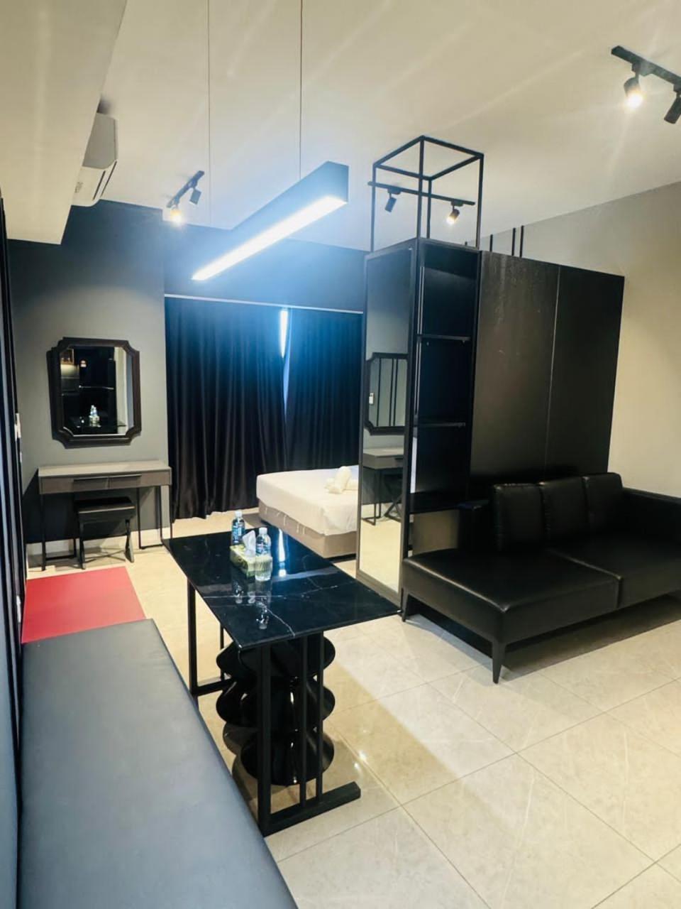 Axon Suites Pavilion By Victory House 吉隆坡 外观 照片